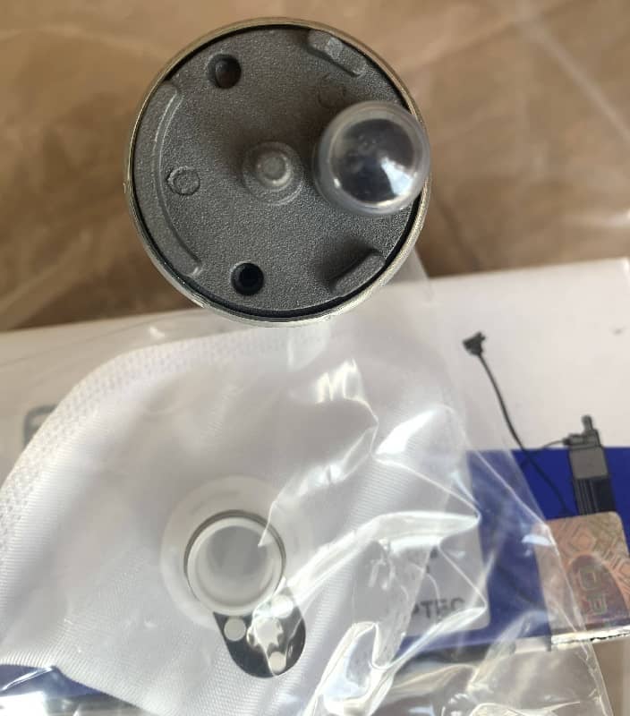 Only Fuel Pump For Mercedes-Benz W163 ML320 ML430 ML500