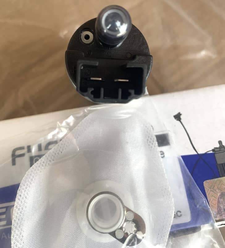 Only Fuel Pump For Mercedes-Benz W163 ML320 ML430 ML500
