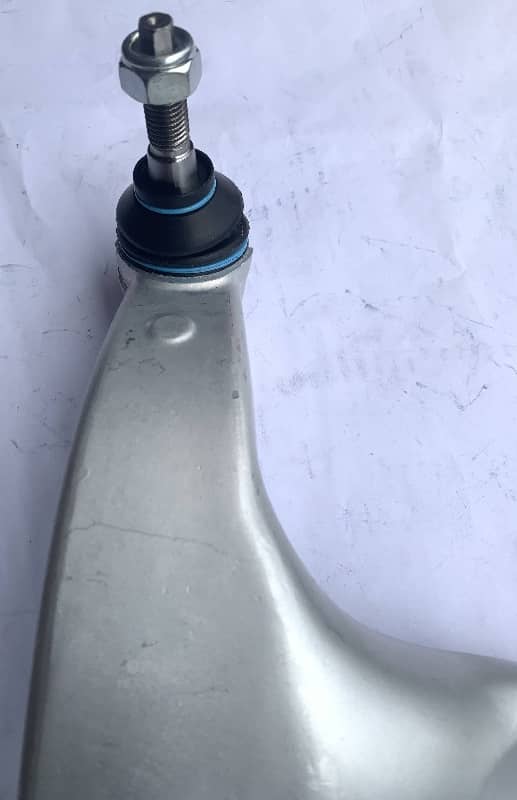 Mercedes-Benz ML320 LEFT and RIGHT Rear Lower Control arm