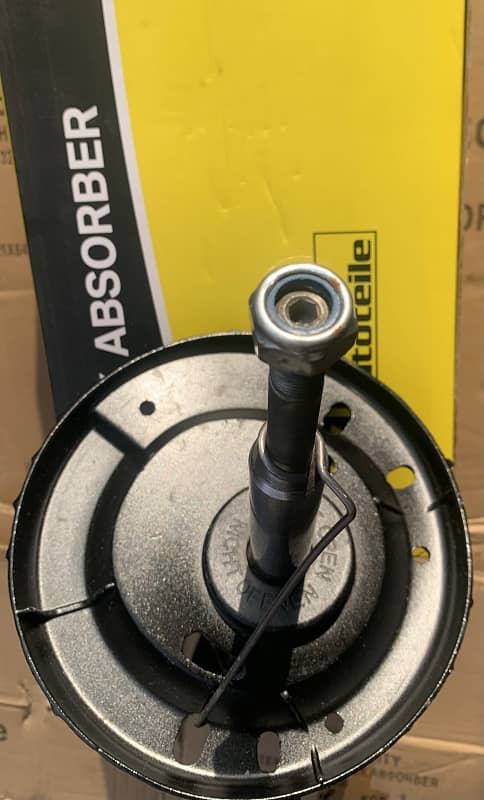 Front Shock Absorber for Mercedes C-Class 2001-2010, W203 CLK CL203 C209 C350 C320