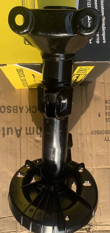 Front Shock Absorber for Mercedes C-Class 2001-2010, W203 CLK CL203 C209 C350 C320