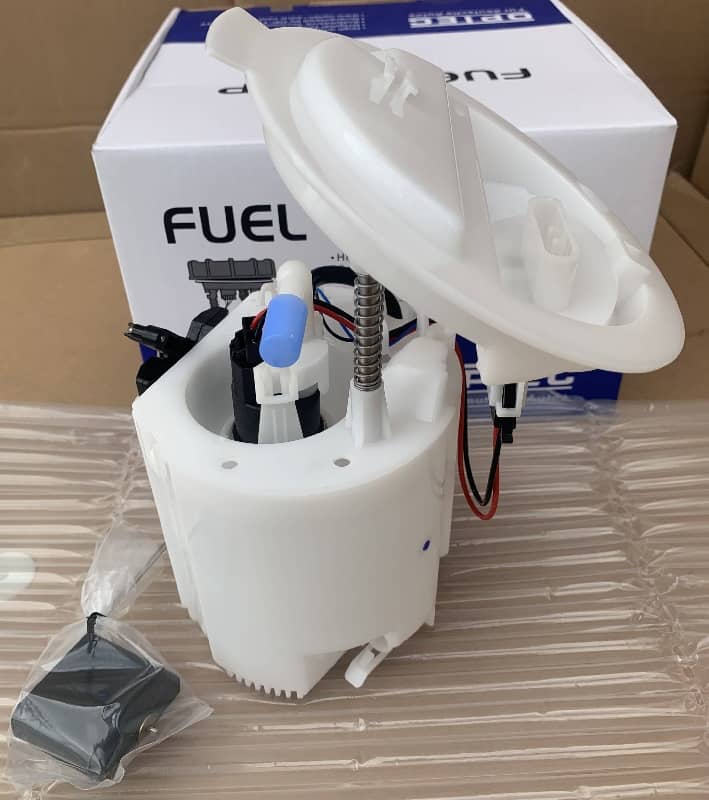 Fuel Pump Assembly For Mercedes-Benz W204 W212 C200 C250 E200 E250