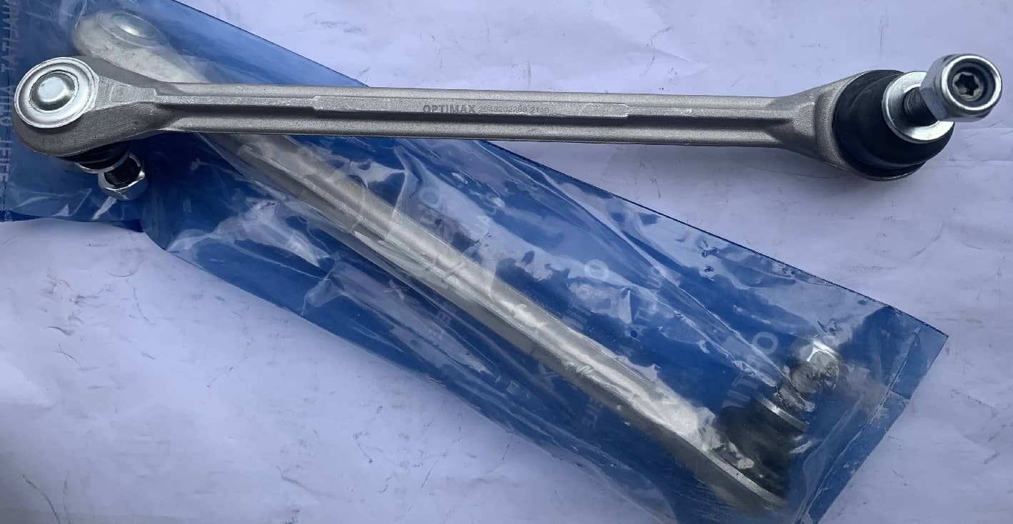 Stabilizer Bar Link Front Left and Right Compatible with Benz W204 W207 C300 GLK250 2014-2015