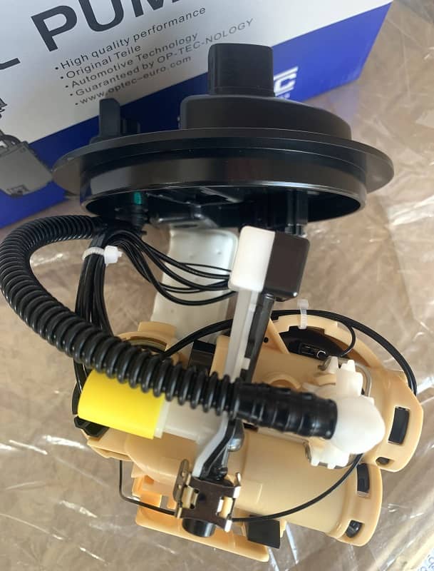 Fuel Pump Assembly For Mercedes-Benz GT53 C400 C450 GLC63 AMG E53