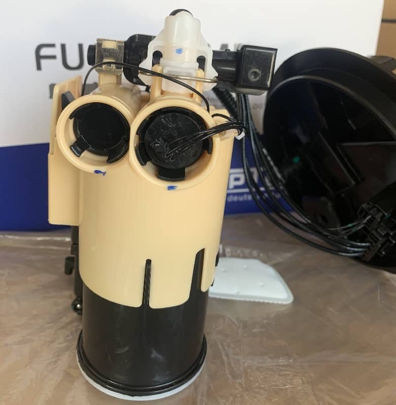 Fuel Pump Assembly For Mercedes-Benz GT53 C400 C450 GLC63 AMG E53