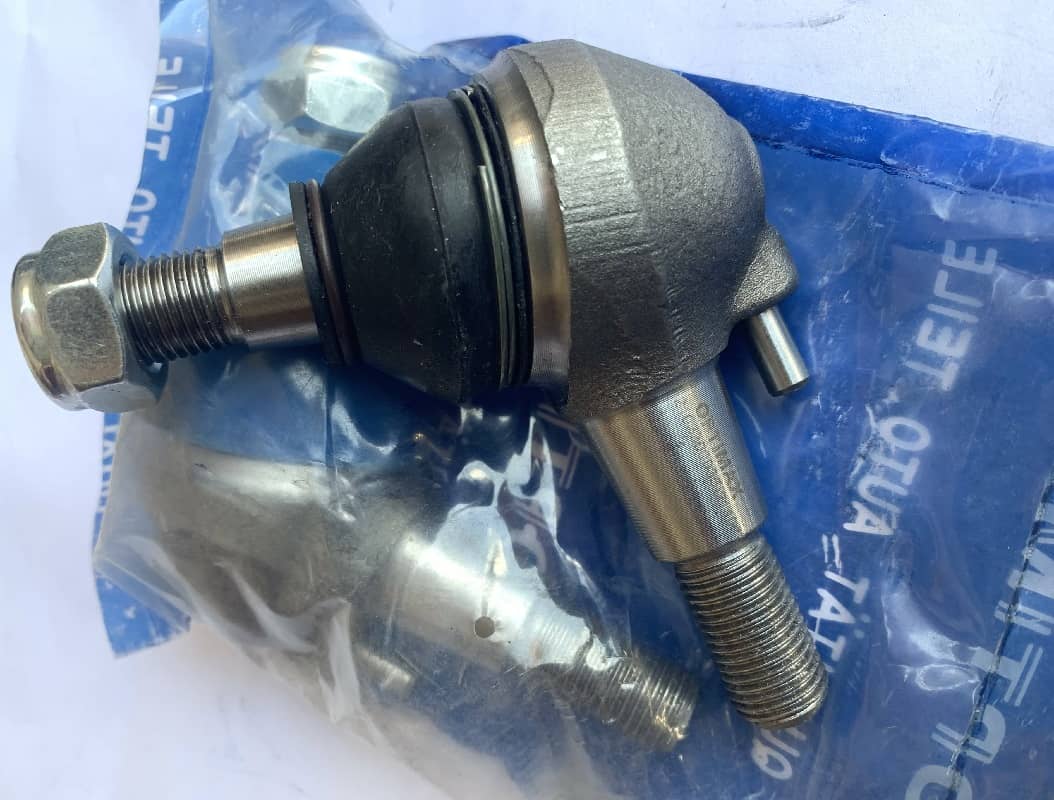 Front Left + Right Lower Ball Joints for Mercedes Benz C CLK E SLK Class