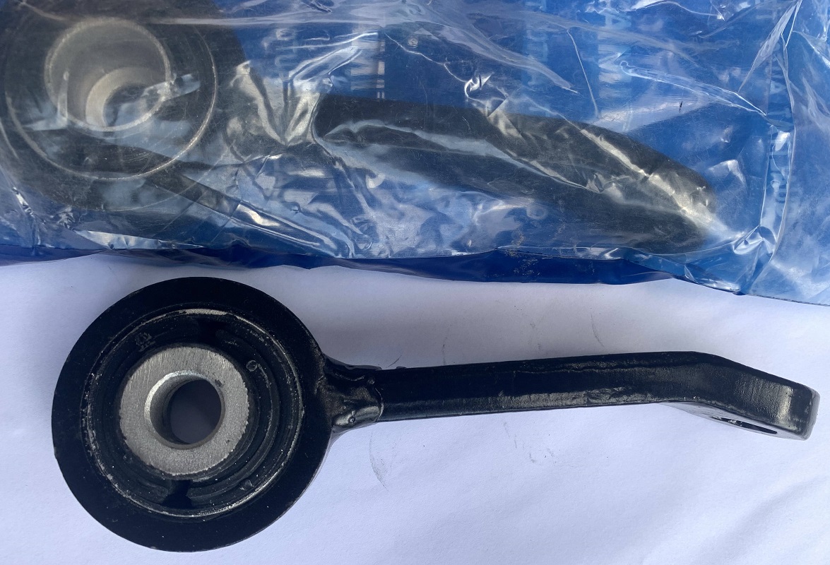 Front Stabilizer Linkage for Mercedes E320, E500, E55 AMG, CLS500, CLS55 AMG, E350, CLS550, CLS63 AMG, E550, E63 AMG.