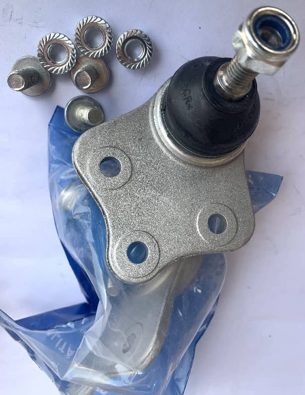 Front Upper Control Arm Ball Joint Compatible With Mercedes Benz W211 W219 W230 CLS550 E320