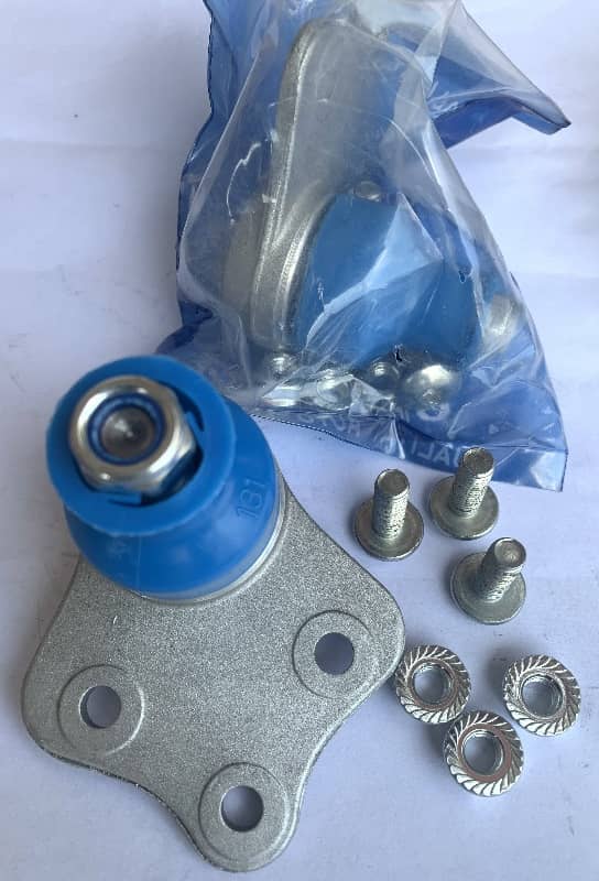 Front Upper Control Arm Ball Joint Compatible With Mercedes Benz W211 W219 W230 CLS550 E320