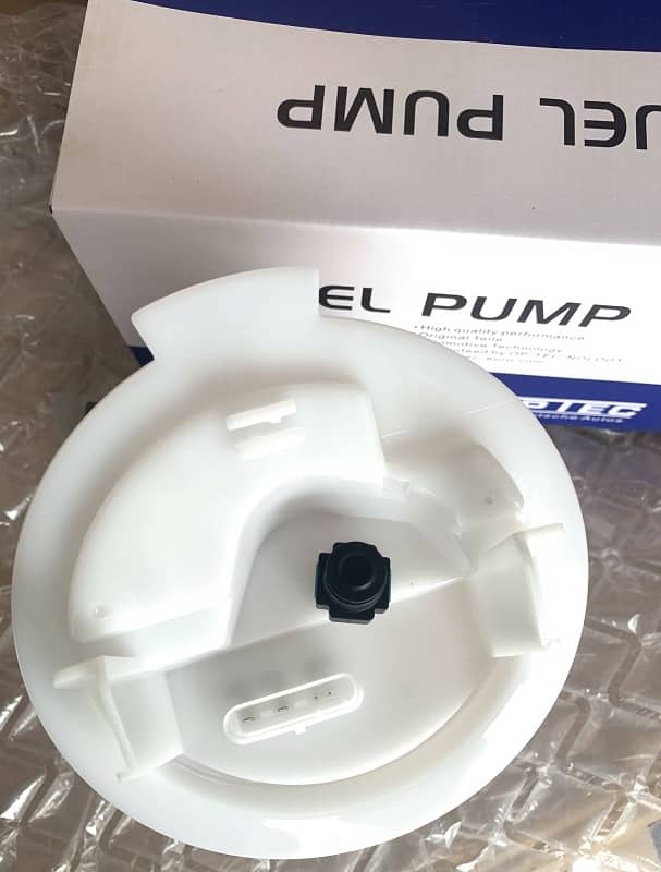 Fuel Pump Assembly For Mercedes W212 S212 E350 CLS350 Diesel