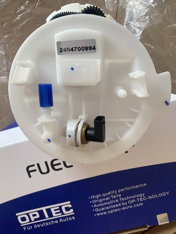 Electric Fuel Pump Assembly For Mercedes-Benz W246 GLA 250 GLA 45 AMG CLA 250