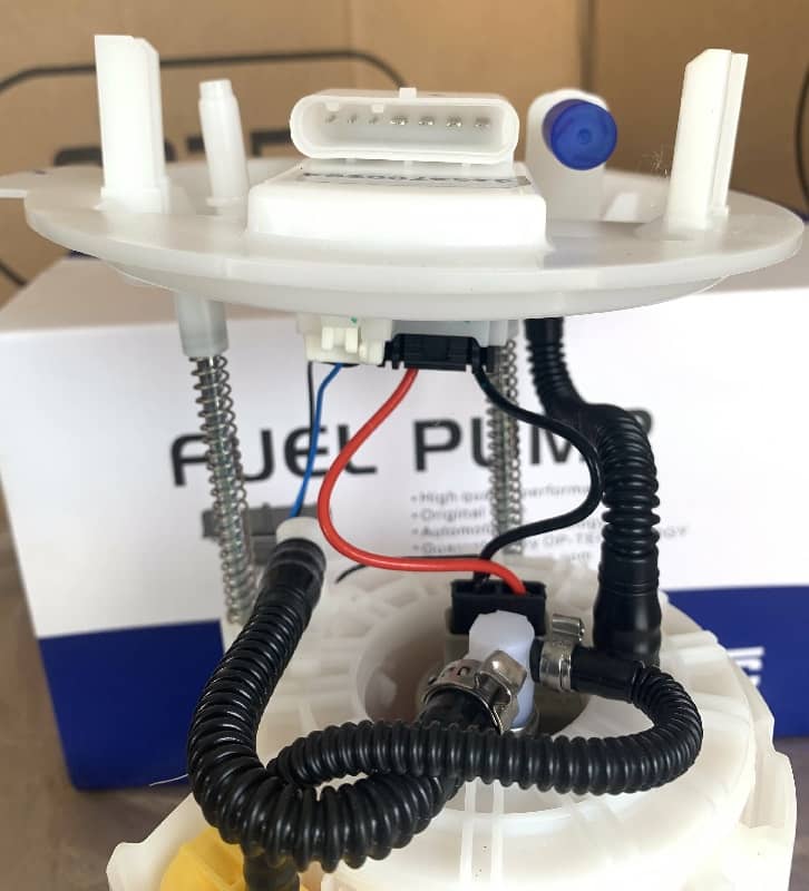 Electric Fuel Pump Assembly For Mercedes-Benz W246 GLA 250 GLA 45 AMG CLA 250