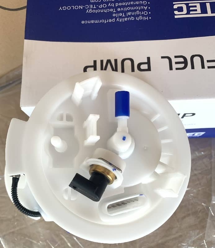 Fuel Pump Assembly For Mercedes W246 W117 W156 W176 W246 X156