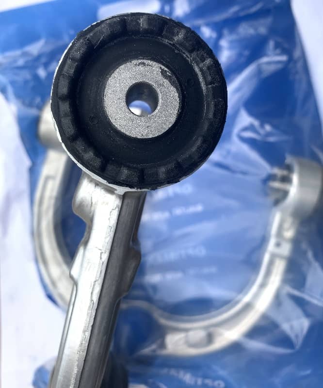 Upper  Control Arm. LEFT and RIGHT   For Mercedes W251 W164 2010-2012